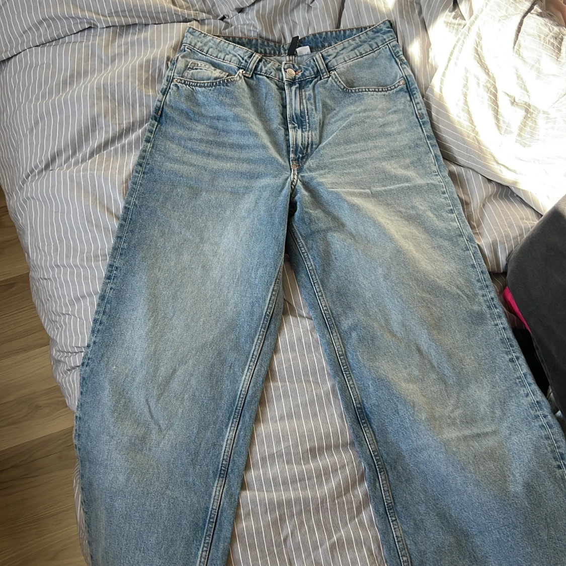 Blå jeans från H&M
