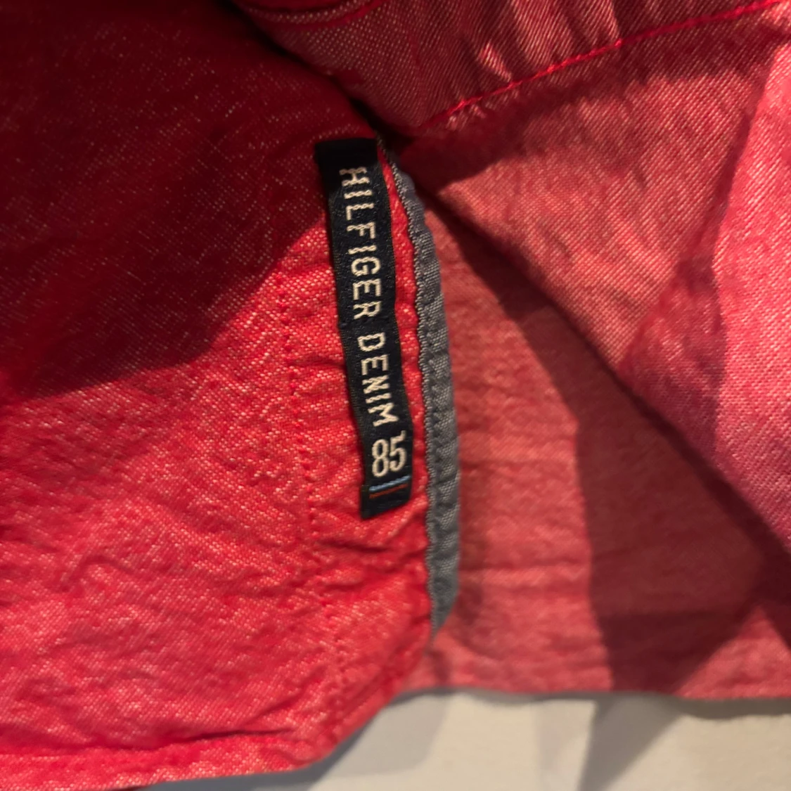 Röd skjorta från Hilfiger Denim - 2