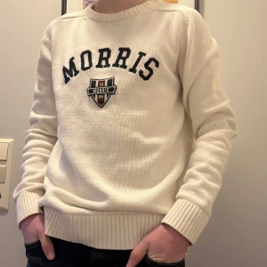 Morris Gents Tröja | S - Jag säljer en riktigt fin Morris Gents tröja i väldigt  bra skick. Den är storlek S. Tveka inte att höra av er!