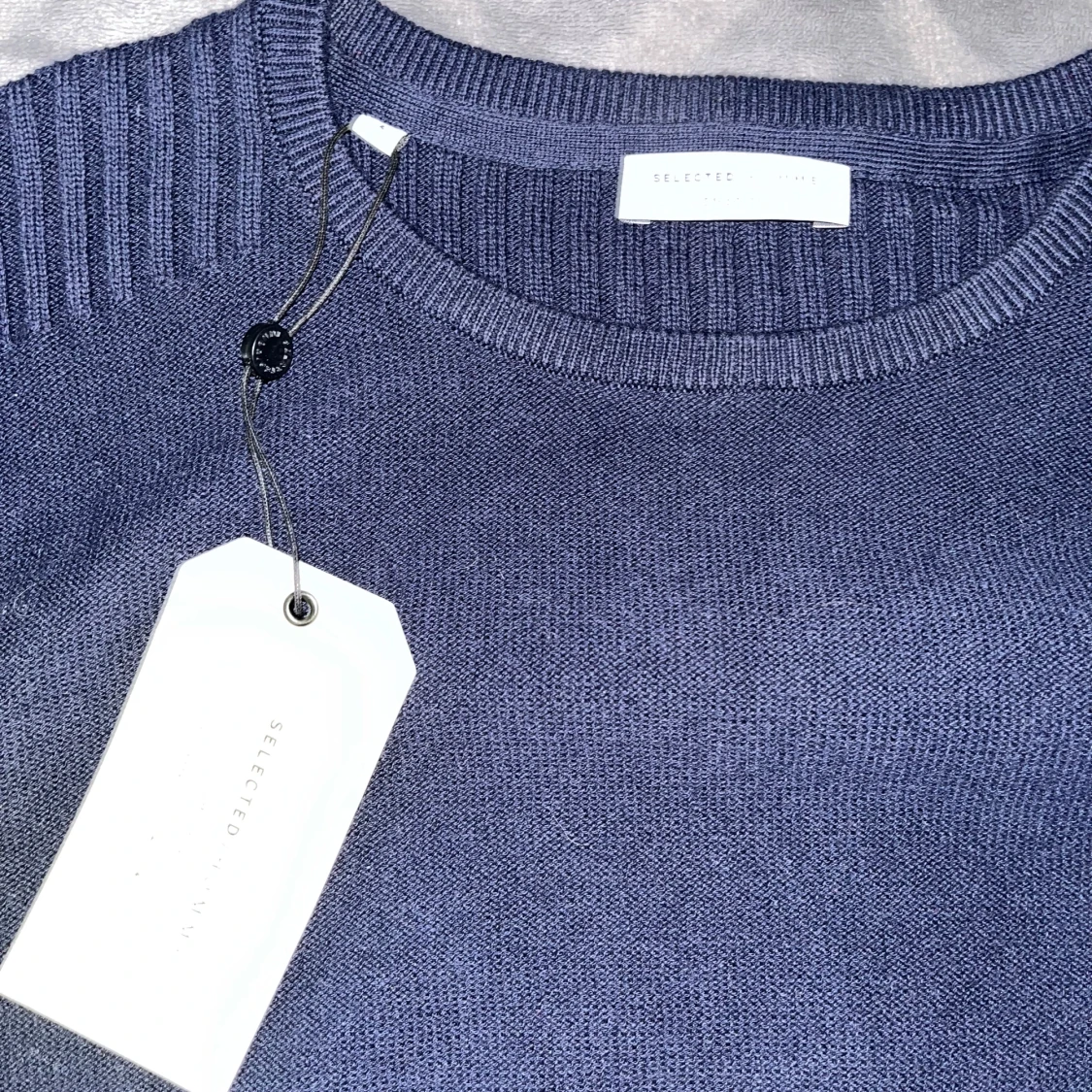 Mörkblå stickad tröja från Selected Homme - 1