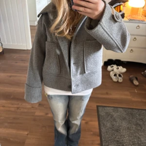 Grå kappa - Jättefin grå kappa från kappahal