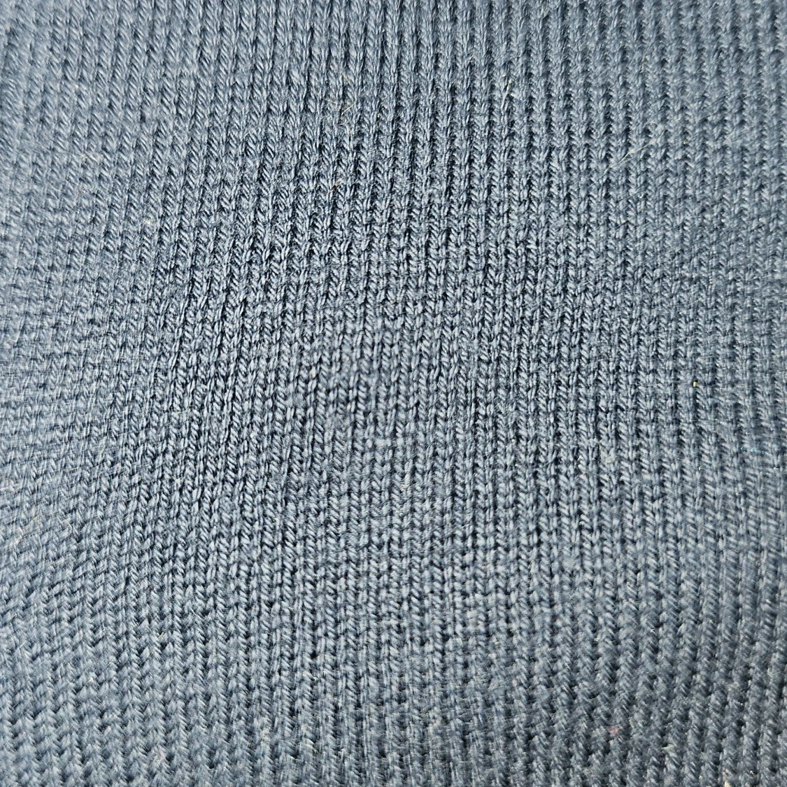 Mörkblå stickad tröja från GANT - 4