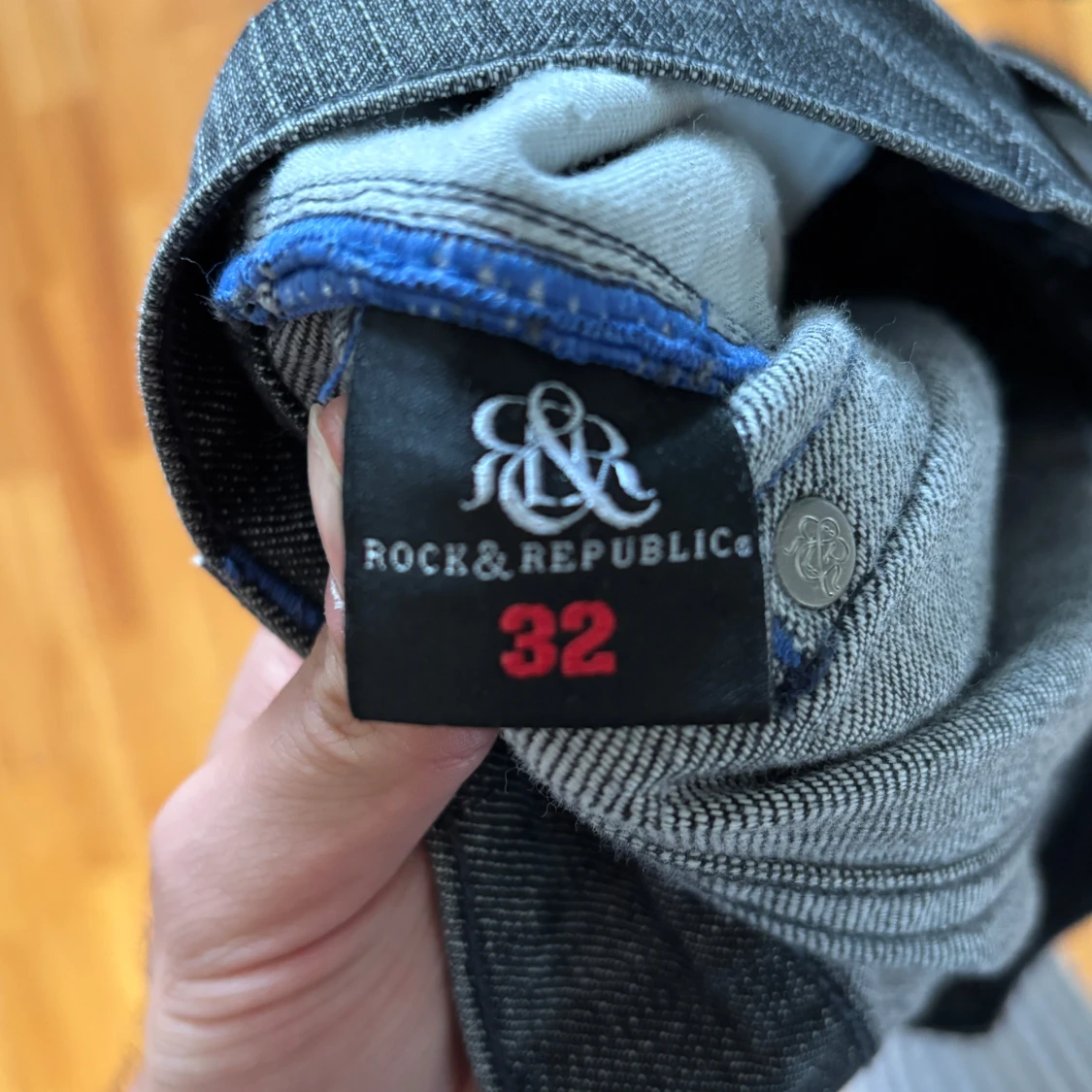 Mörkgråa bootcut jeans från Rock & Republic - 3