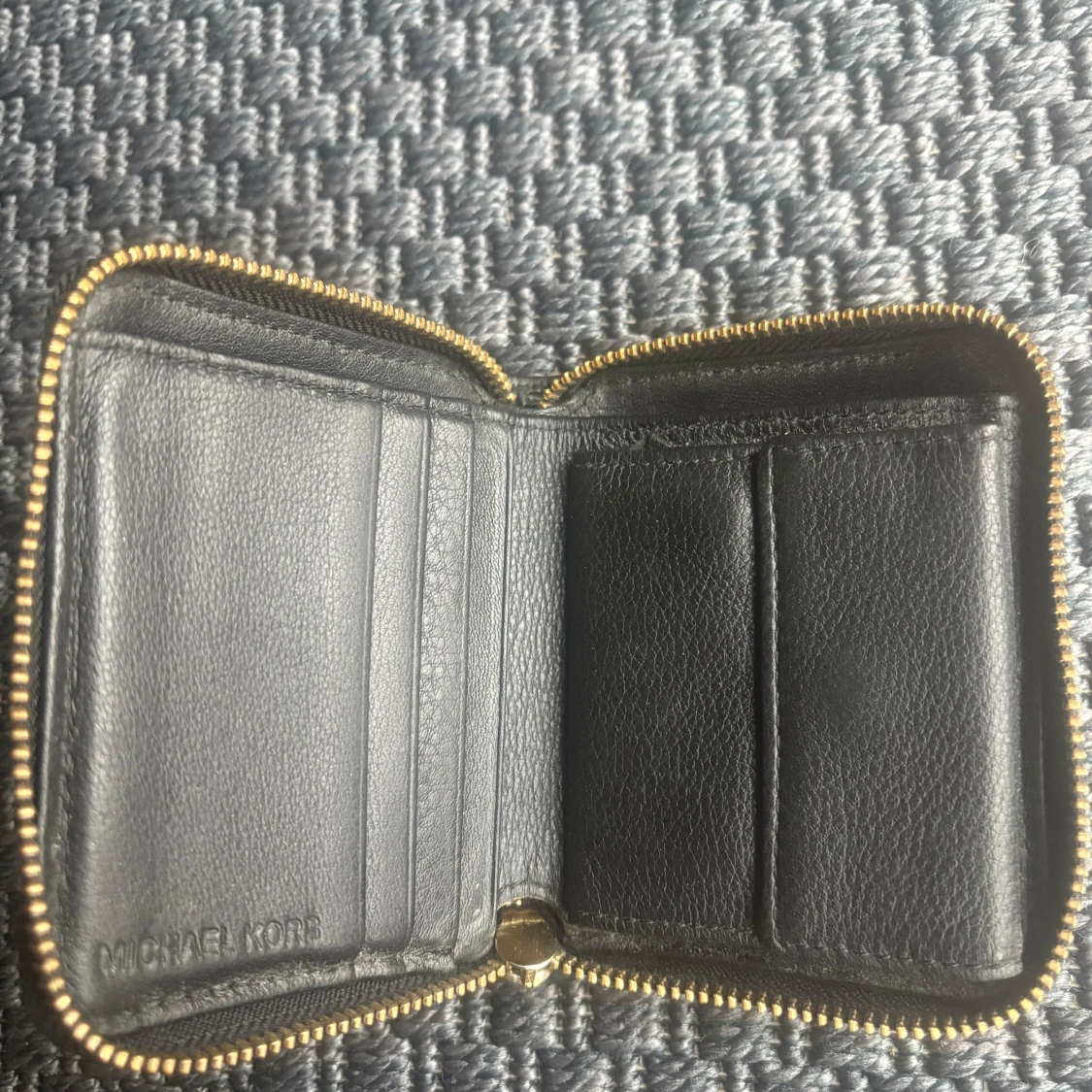 Svart plånbok från Michael Kors - 2