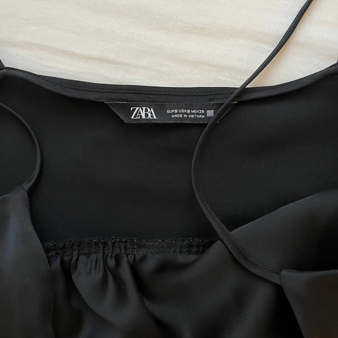 Svart långklänning från Zara - 4