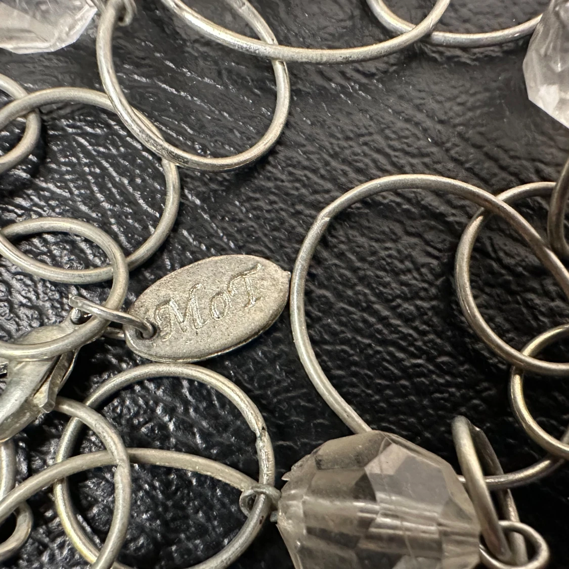 Vintagehalsband med glaspärlor och skulptural metall Retro  - 3