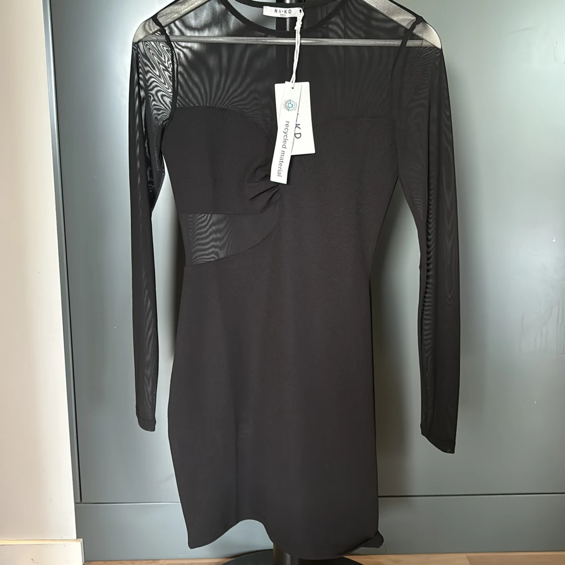 Svart meshklänning från NA-KD - 1