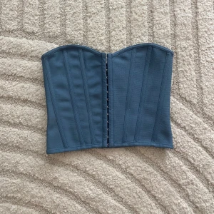 Prettylittlethings blue corset - Använt 2-3 gånger