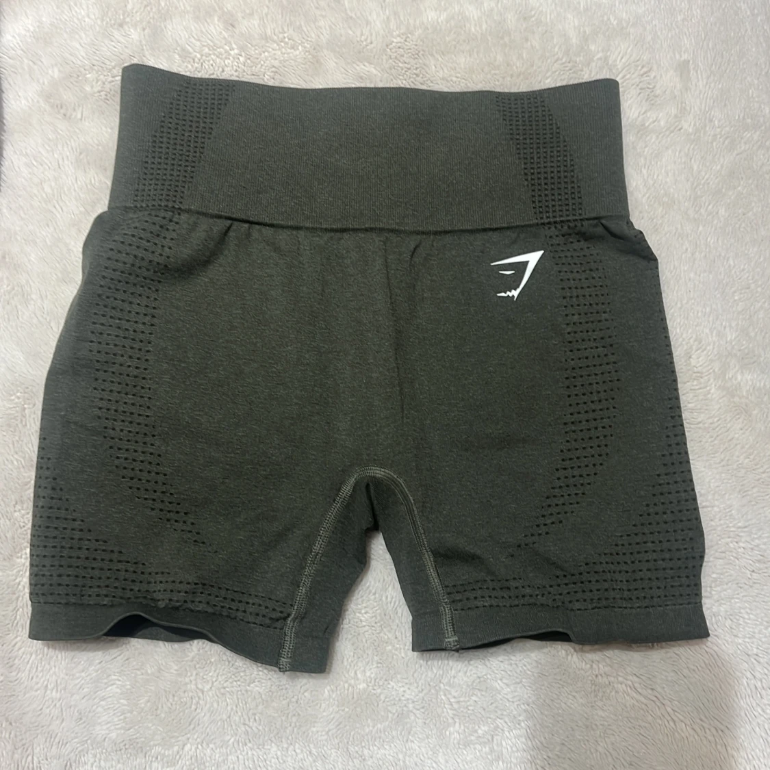 Gröna Vital seamless 2.0 shorts från Gymshark - 1