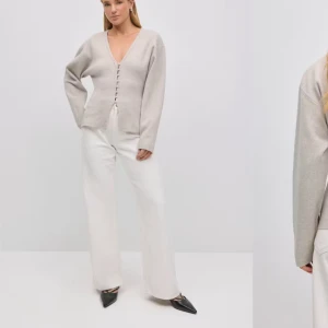 Begie figursydd kofta - Säljer min figursydda kofta från Gina som ändats är använd 2 gånger. De är i storlek s💘