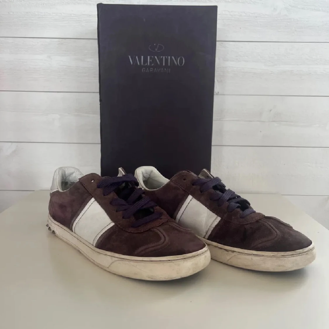 Valentino Garavani sneakers mocka brun/vit - 1