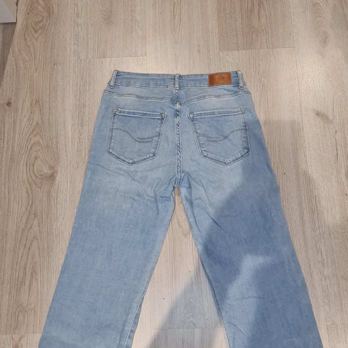 Ljusblå raka jeans från Vero Moda - 1