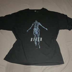 Long sleeve - Long sleeve och tshirt i en tröja