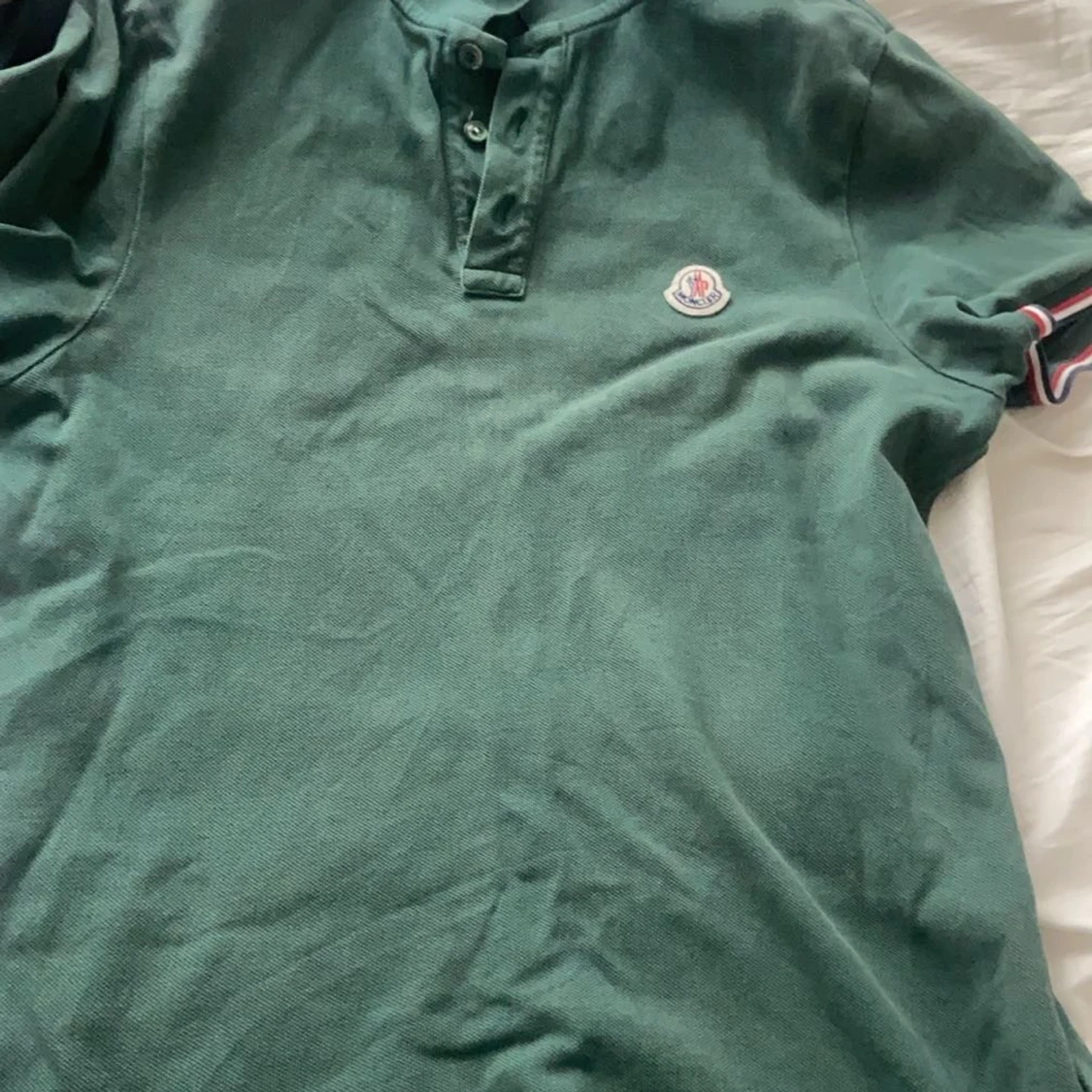 Grön Moncler pikétröja