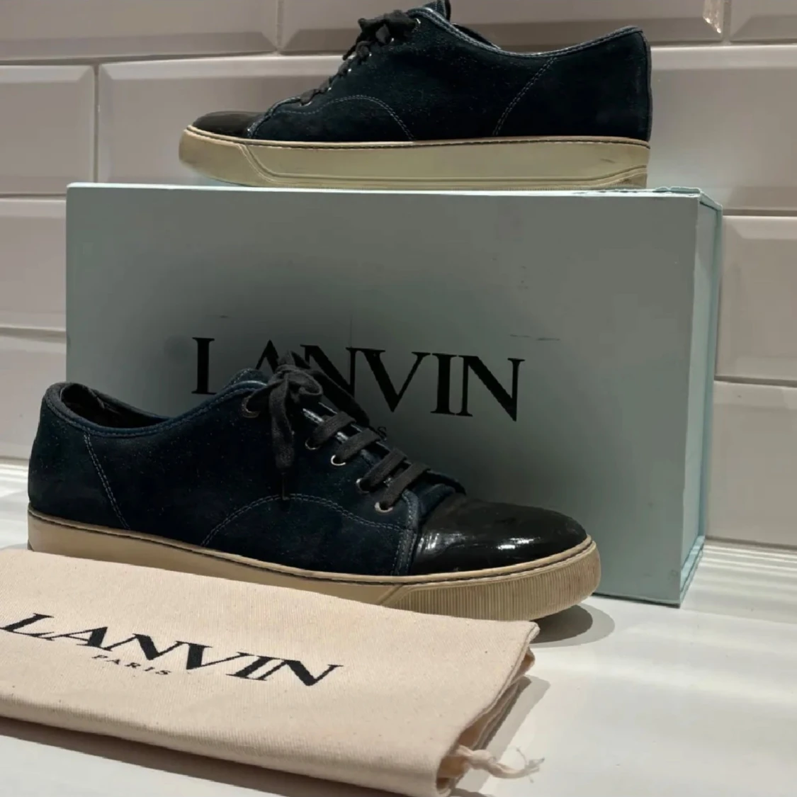 Lanvins mörkblåa  - 2