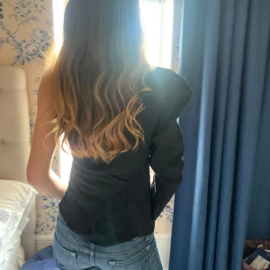 Off soulder blus - Super cool som inte används!!