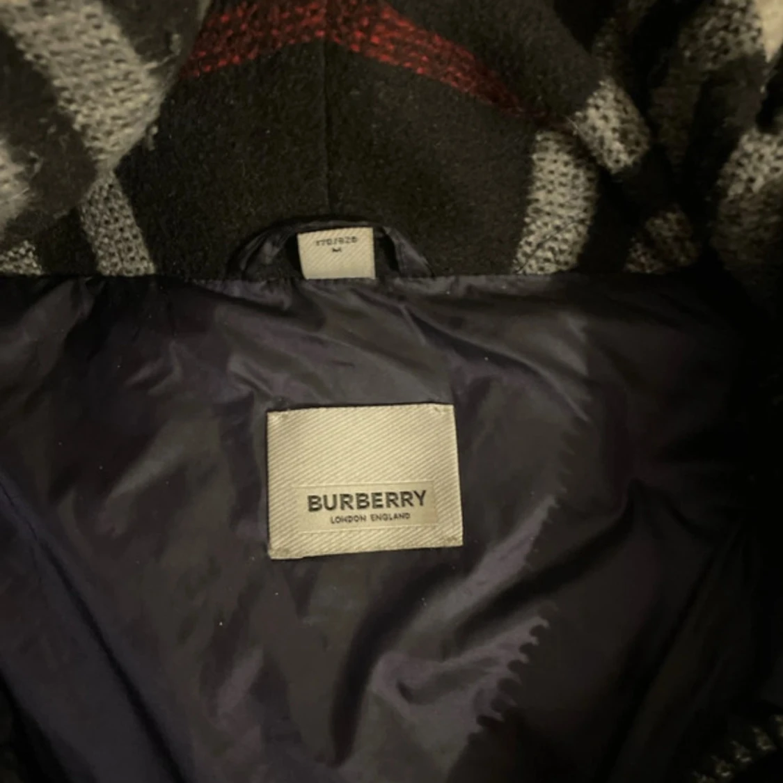 Mörkblå dunväst från Burberry - 2
