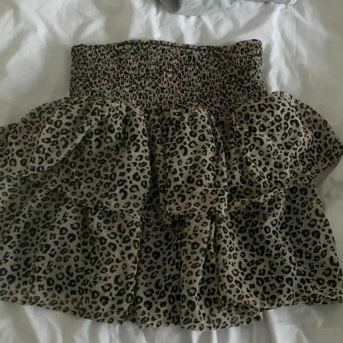 Leopardmönstrad volangkjol 🐆