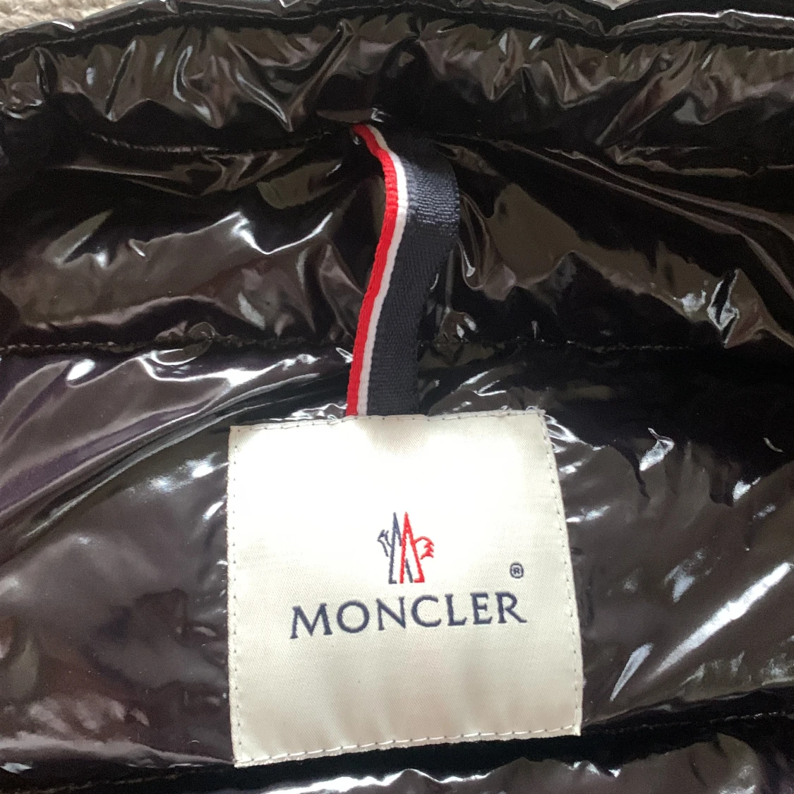 Svart moncler gui väst - 4