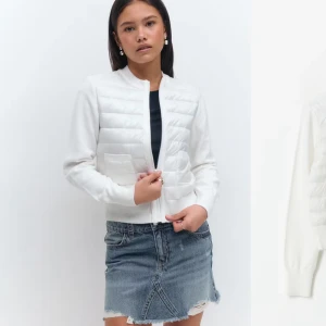 Vit quiltad cardigan jacka med dragkedja - Snygg vit cardigan jacka från Gina tricot, aldrig använd! Säljer pga den var lite liten. Kom privat för mer bilder.💕