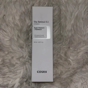 The Retinol 0.1 Cream från COSRX - The Retinol 0.1 Cream från COSRX innehåller Super Vitamin E och Panthenol för fastare och ungdomligare hud. Innehåller 20 ml. Oanvänd, ord pris ca 350kr