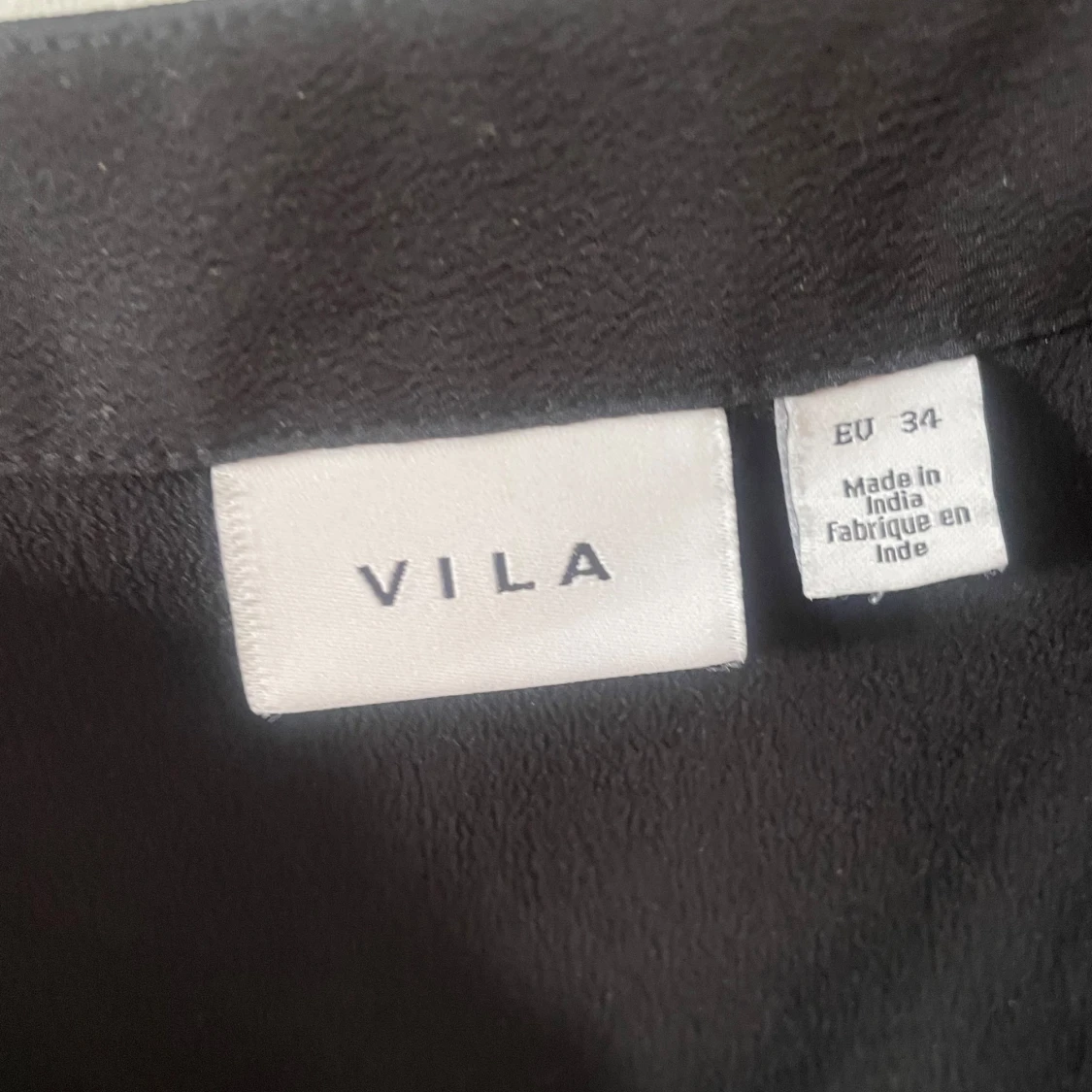 Svart blus från Vila - 1