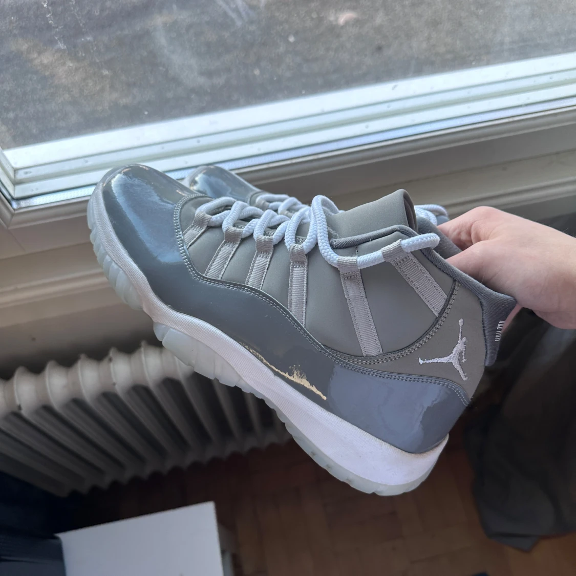 Air Jordan 11 Cool Grey - 2