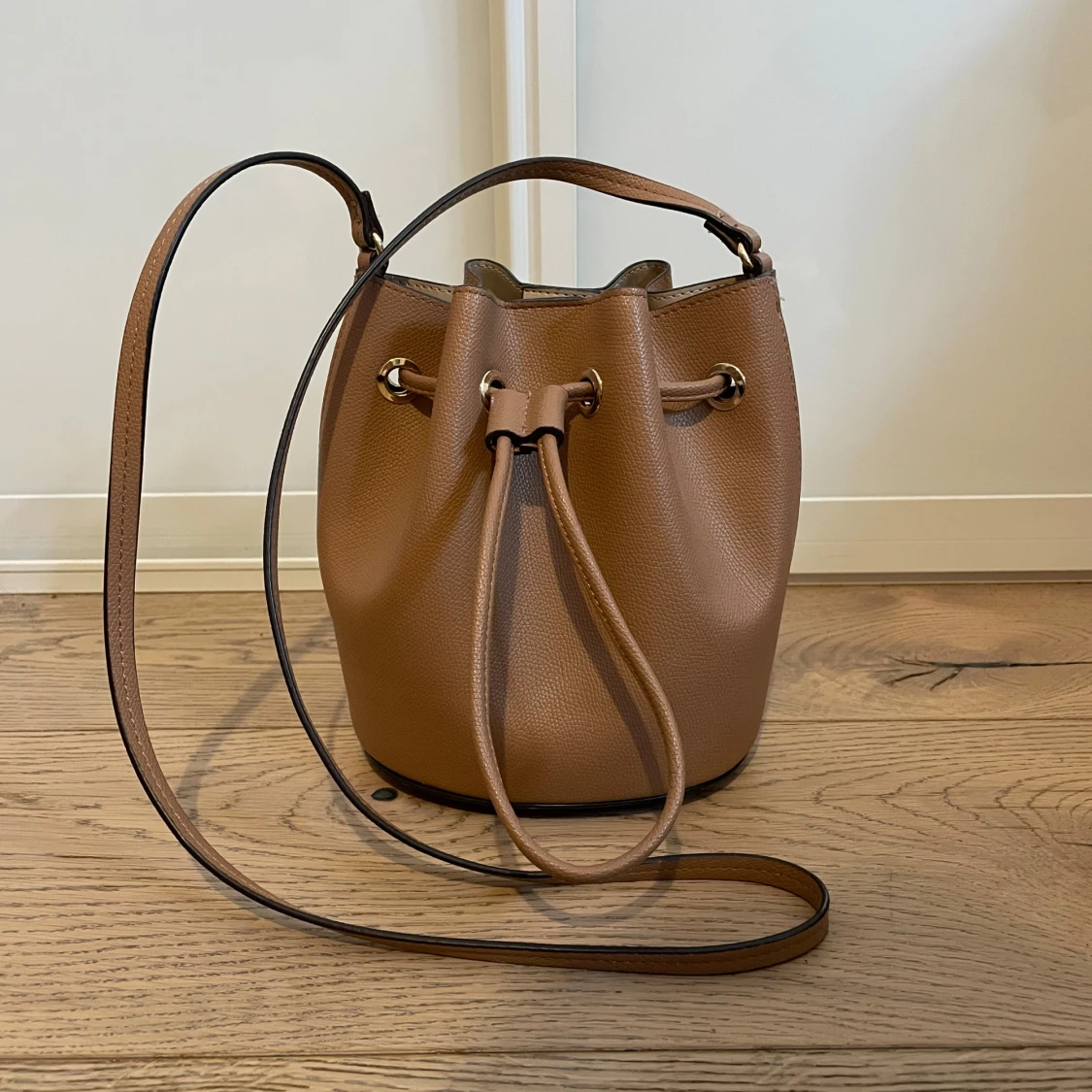 Liten handvĂ€skađ€