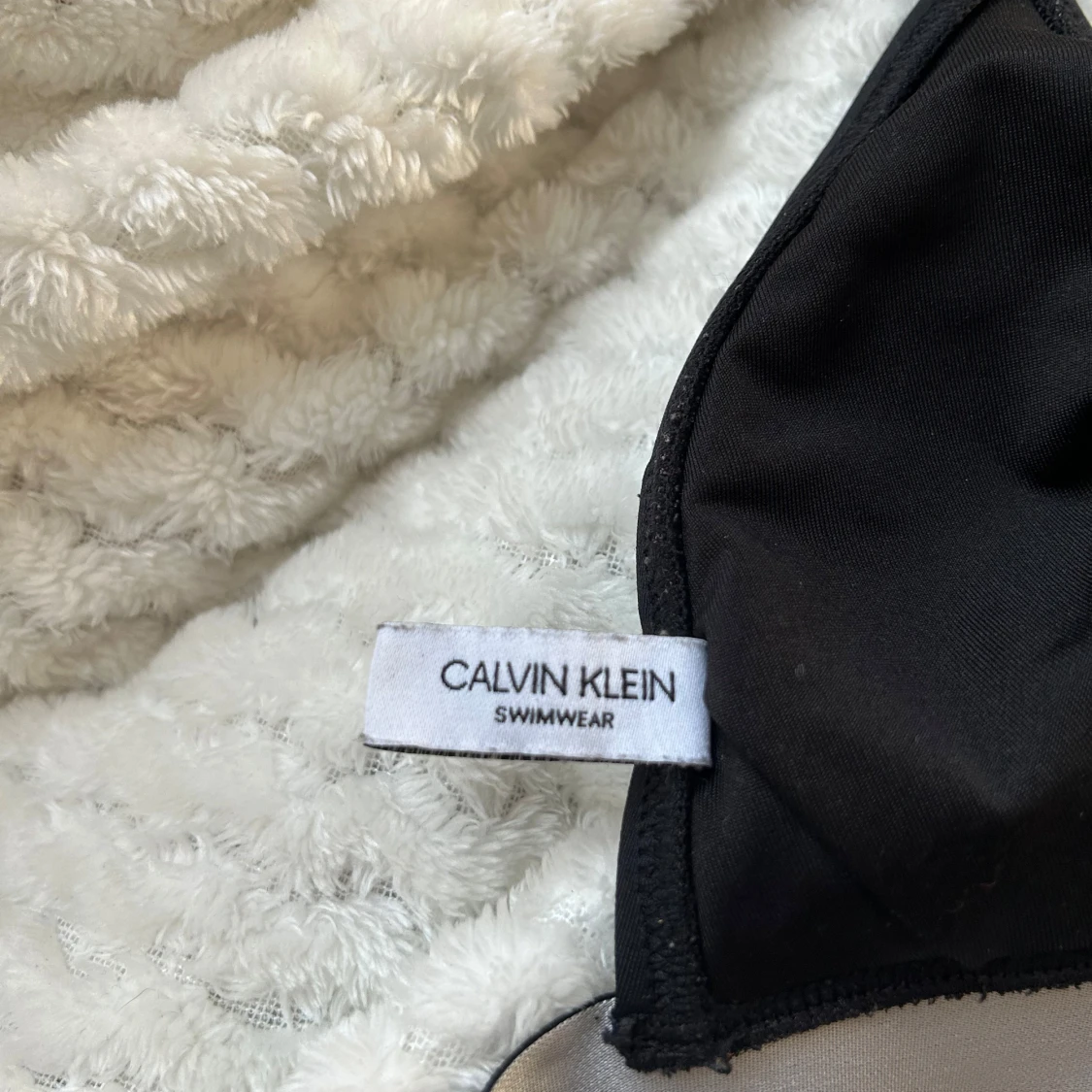 Svart bikini från Calvin Klein - 4