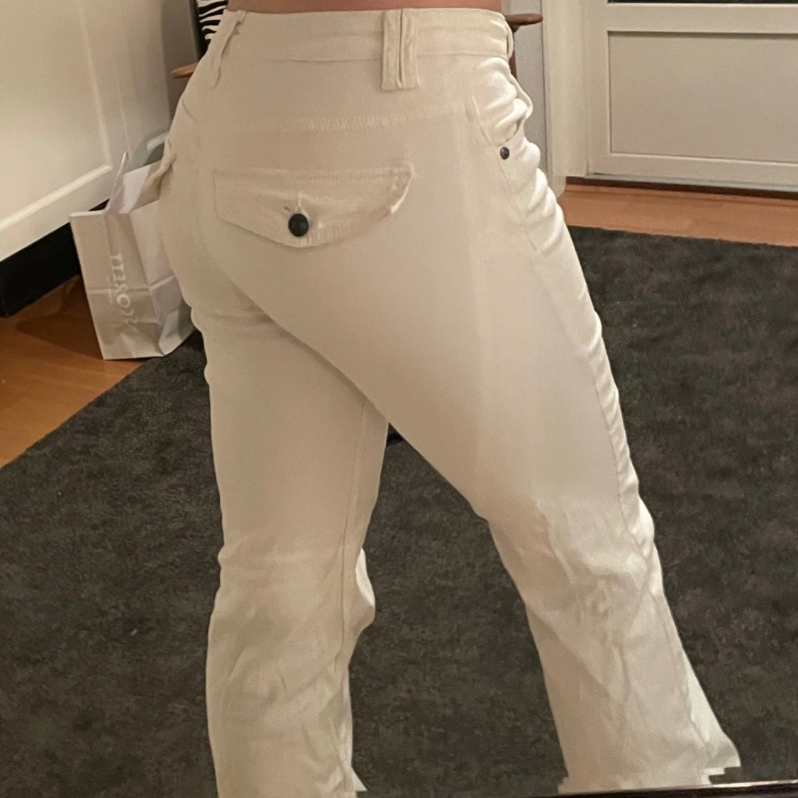 Vita jeans från Bershka - 1