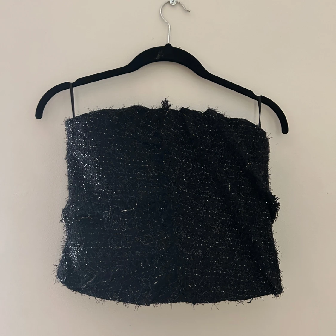 Svart glittrig tubtopp - 1