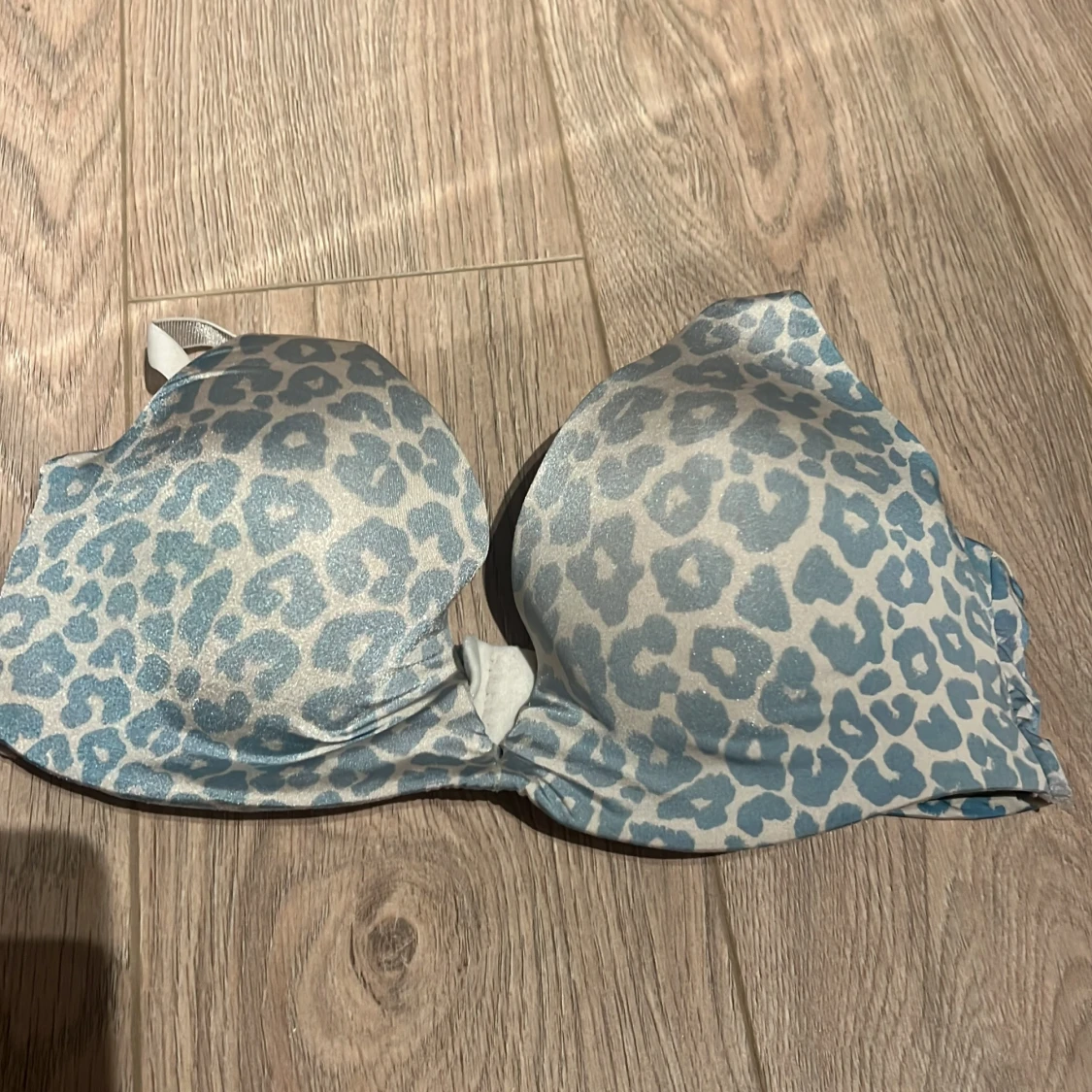 Blå leopardmönstrad bh