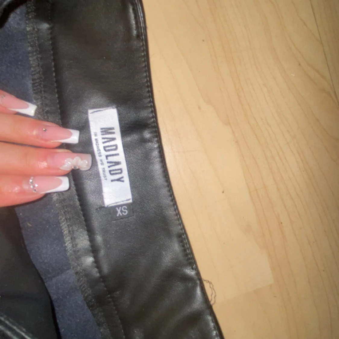 Svarta skinnbyxor från Madlady - 3