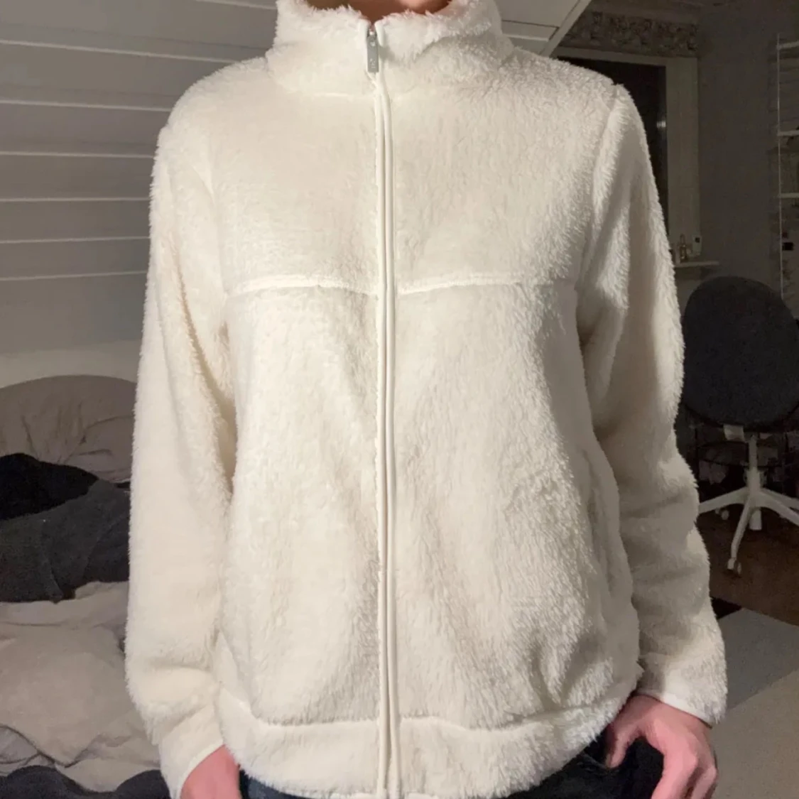 Vit teddyjacka med dragkedja - 1