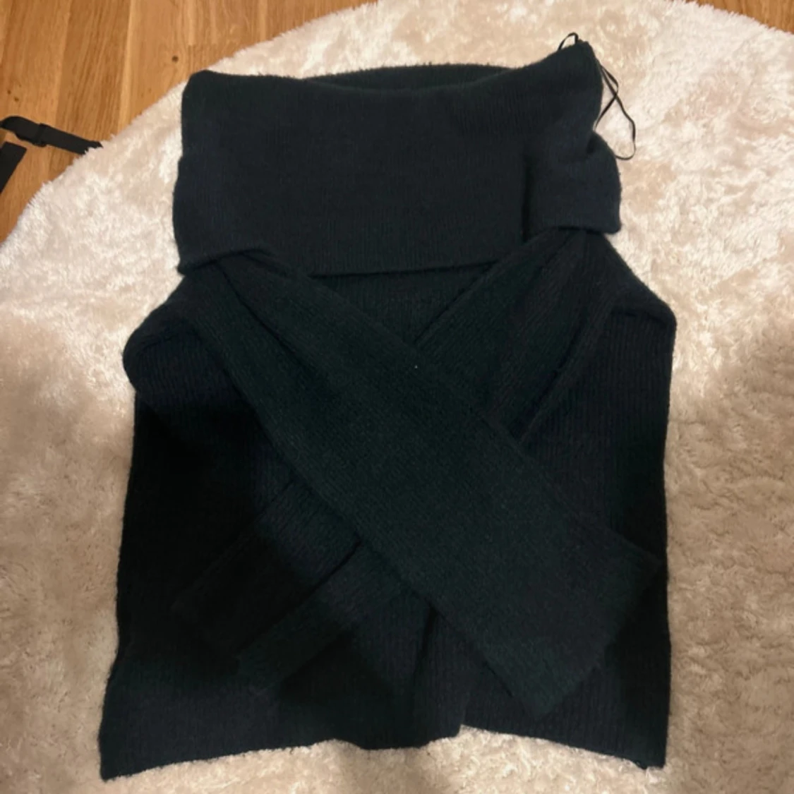 Stickad Off shoulder