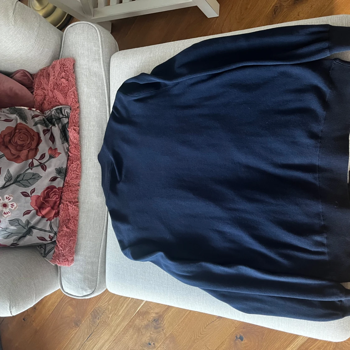 Mörkblå Cardigan från John Henric - 1