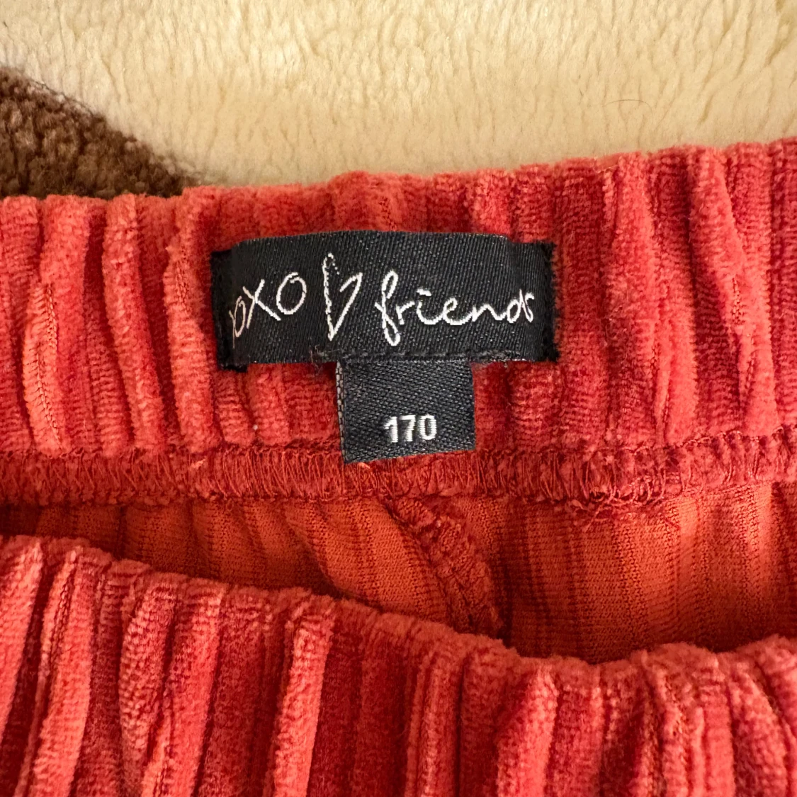Röda byxor från XOXO Friends, stl 170 - Mycket fint skick - 2