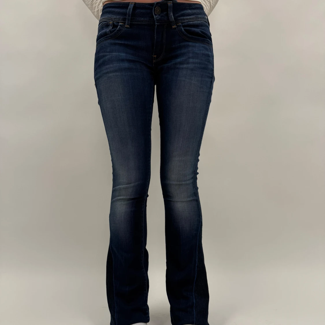 Mörkblå bootcut jeans - 2