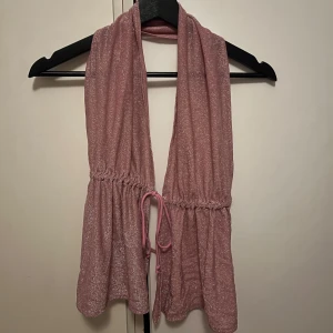 Rosa glittrig topp - Skit snygg rygg löss topp. Rekommenderar för byst C+