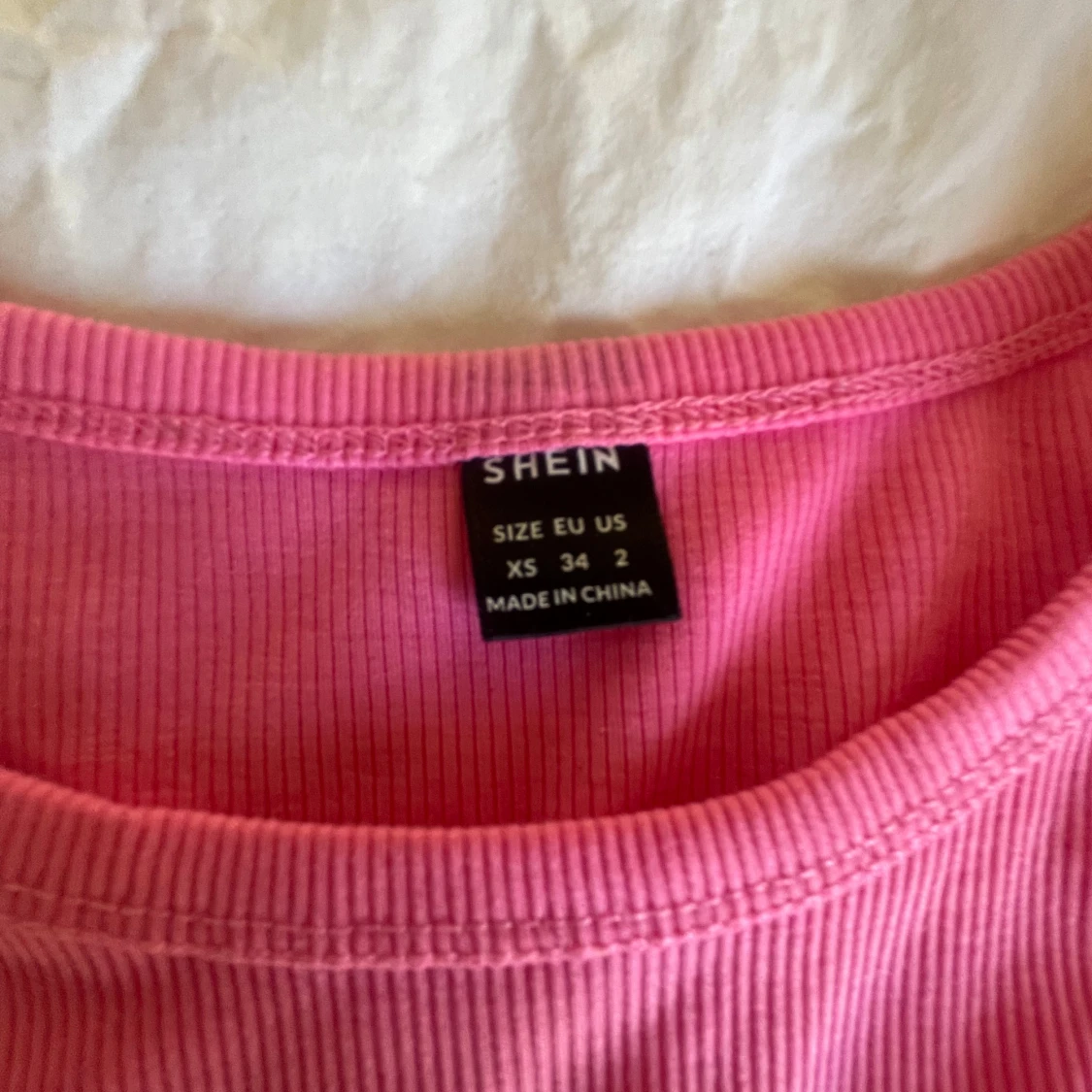 Rosa ribbad linne från Shein - 1