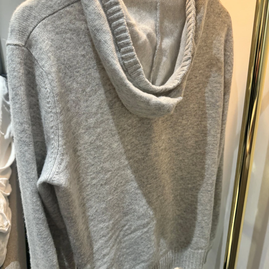 Grå zip hoodie från Boggi Milano  - 1