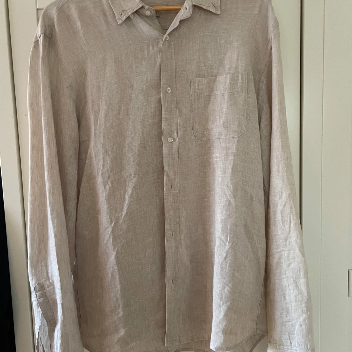 Beige linneskjorta från MNG MAN