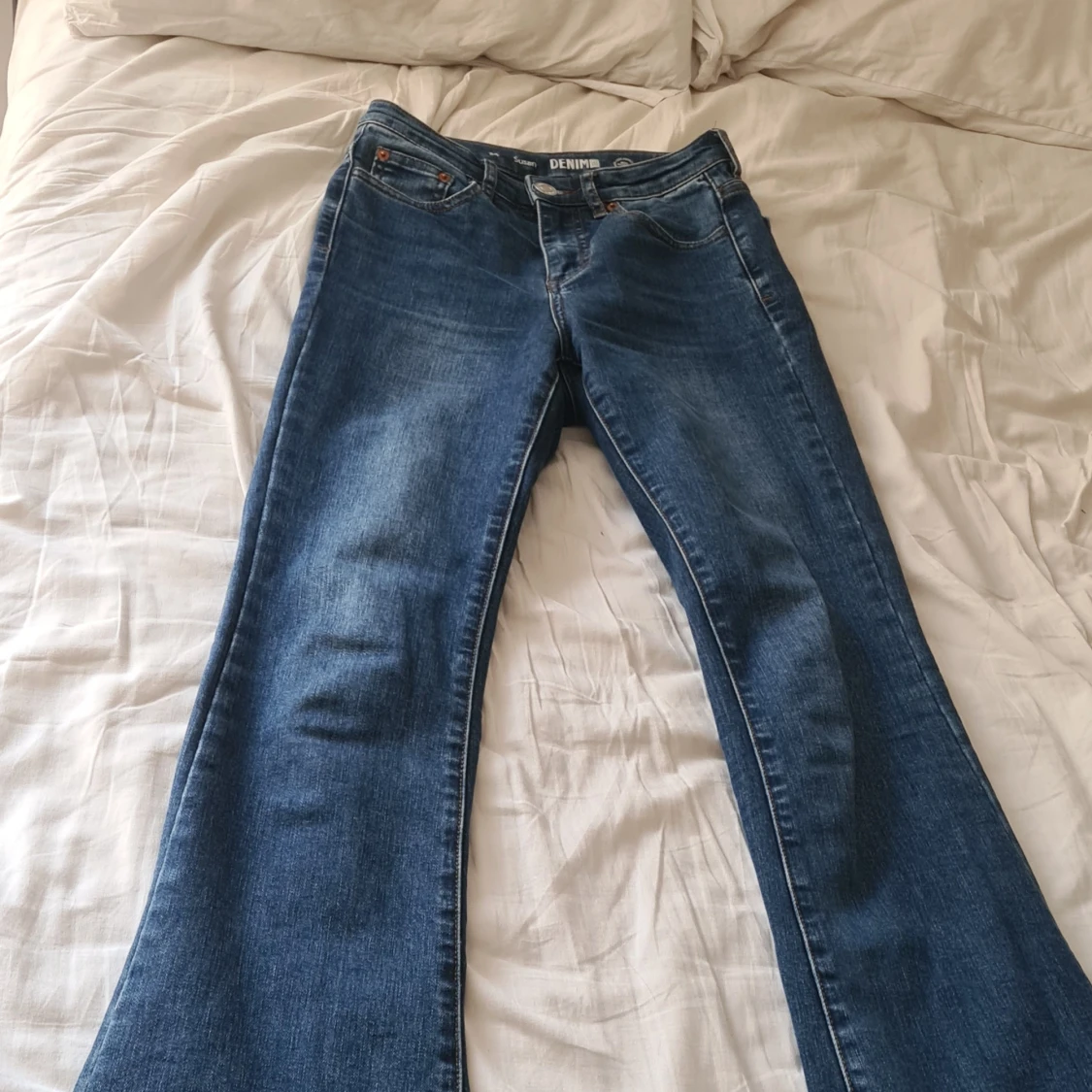 Blå bootcut jeans - 3