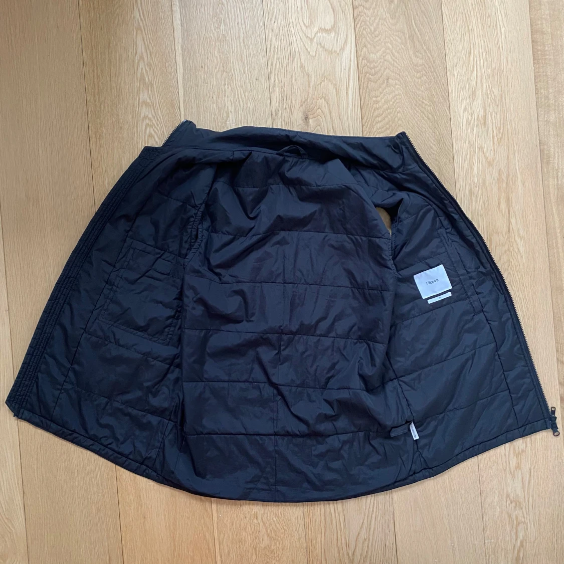 Svart väst från Filippa K - 1