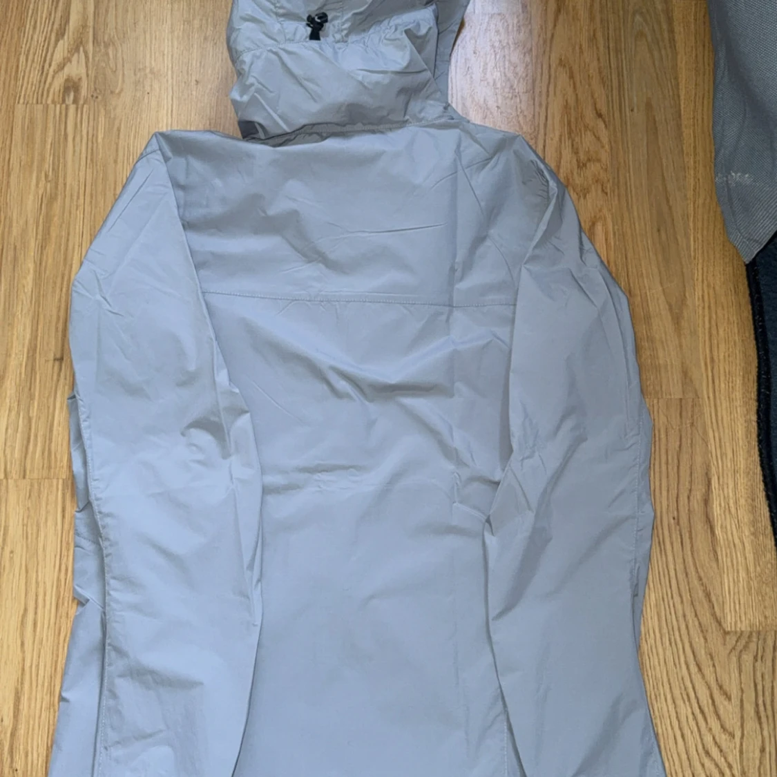Arc’teryx Windbreaker - 4