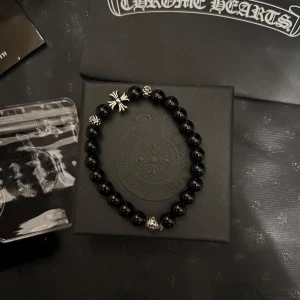 Pärlarmband Svart - Enkel Pärlarmband Svarta pärlor. Skriv vid frågor!