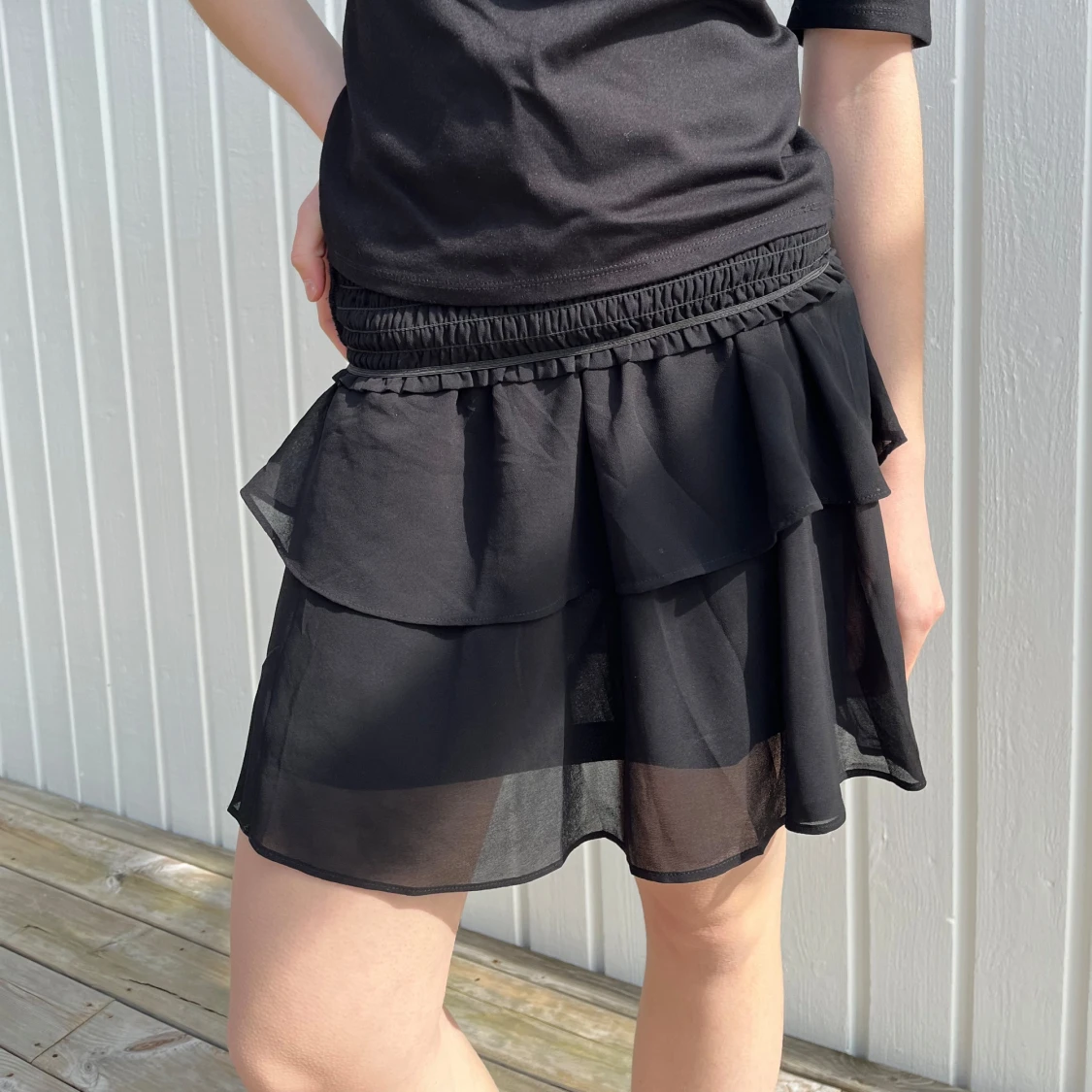 Svart volangkjol - 1