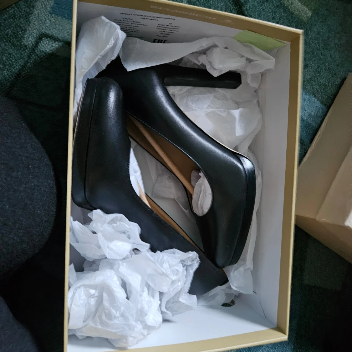 Svarta pumps från Michael Kors - 3