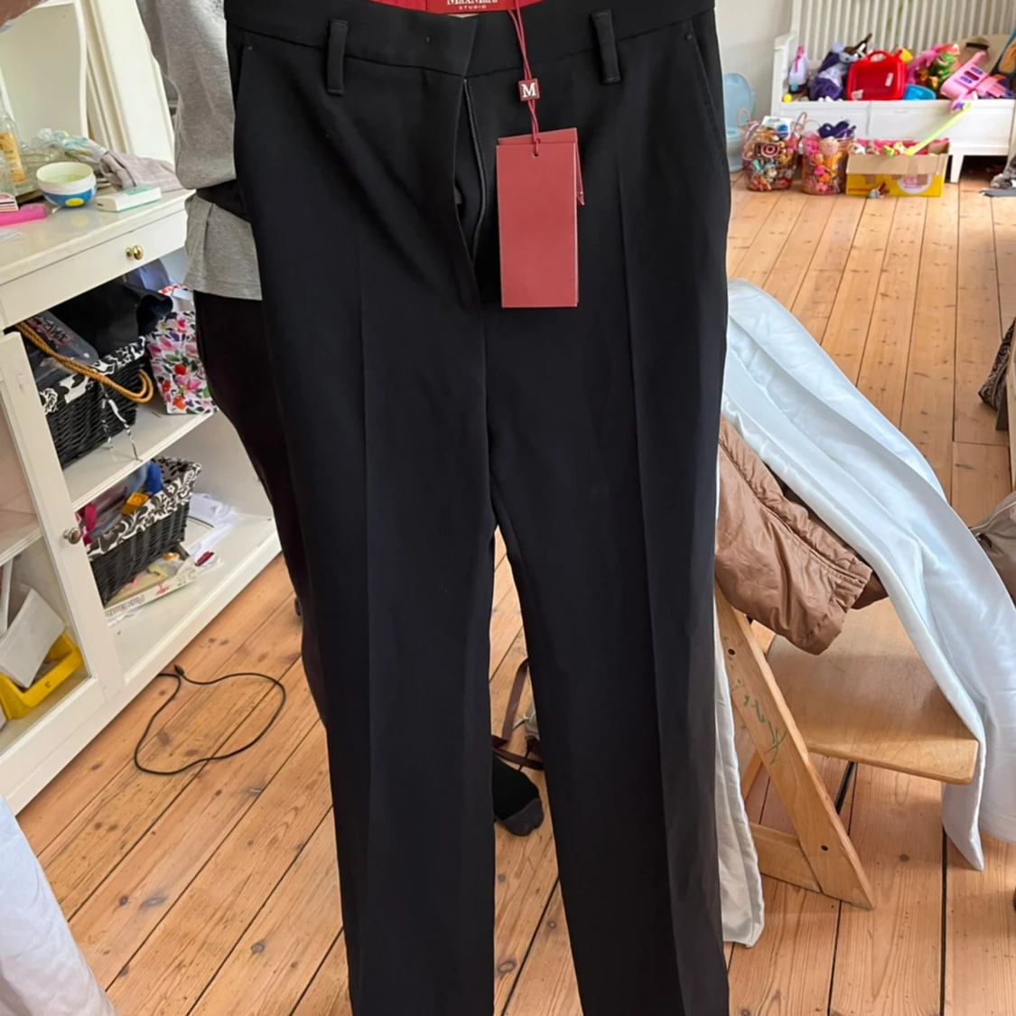 Svarta wide kostymbyxor från Max Mara - 4