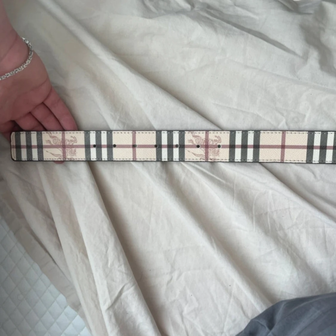 Bälte vändbart skärp med guldspänne - 1